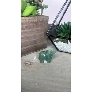 Green Aventurine Polished Elephant Carving